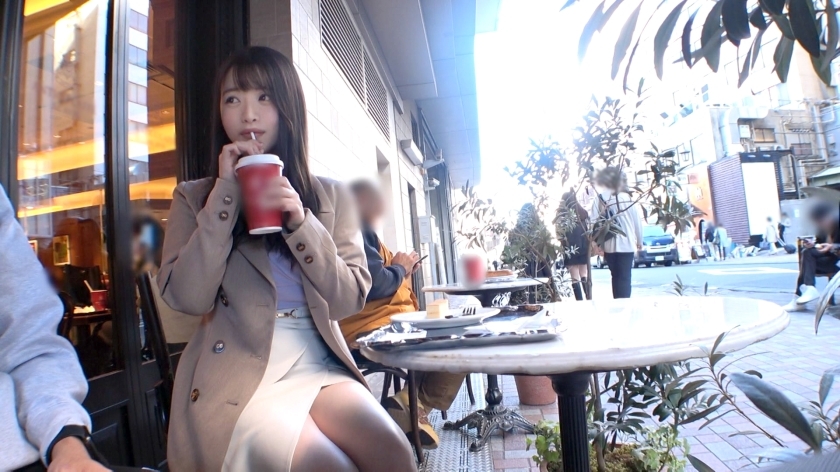 SIRO-5250 "When I imagined myself appearing in an adult video, I really applied for it… (laughs)" A nurse working in Tokyo appears! A nurse who loves AV and blowjobs cums like crazy! [First time shooting] Applying for an adult video online → A