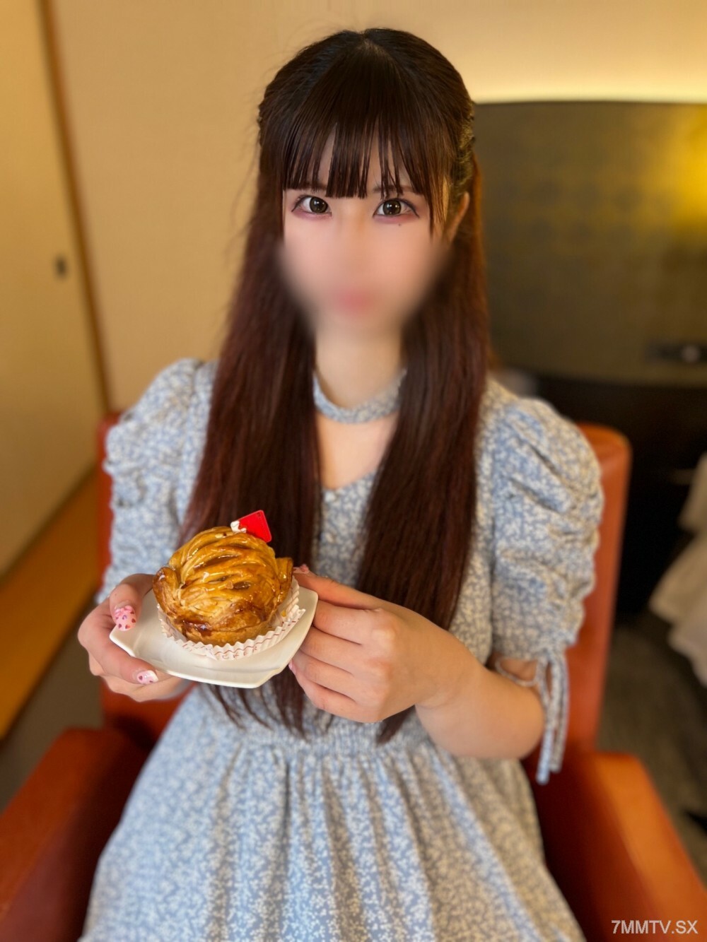 FC2-PPV-3138169 Congratulations! Win the World Cup against Spain! "MVP-class bristles" "Twin-sword style" 18-year-old Fcup Tokyo J◯ and forbidden flirting at karaoke! ! I can't stand it and I'm super satisfied with the soft F