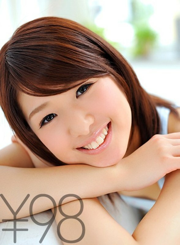 DV-1366 [Profit] Subjective sex sent by Minana to you. Her uniform and her parents have sex while she is away. Since he says "insert it all the way", he hits it all the way and makes Minana squid at the woman on top posture. In addition, when sh