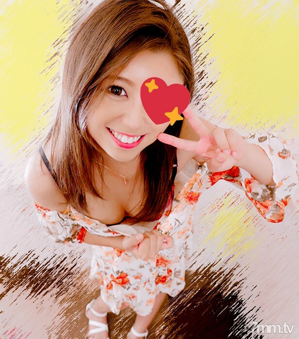 FC2-PPV-927039 [Personal shooting] My sister's classmate JD Emiri 19 years old ♥ The smiling face that pops and the petite body of 149 cm are a little cute! Iki rolled sex personal shooting that lifts the waist and squirts a lot with the first Gonzo