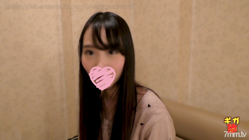 FC2-PPV-1349876 [Personal shooting / Gonzo] There is a review privilege! 21-year-old slender active JD is fucked with a thick chin. I'm sorry, it's thick …