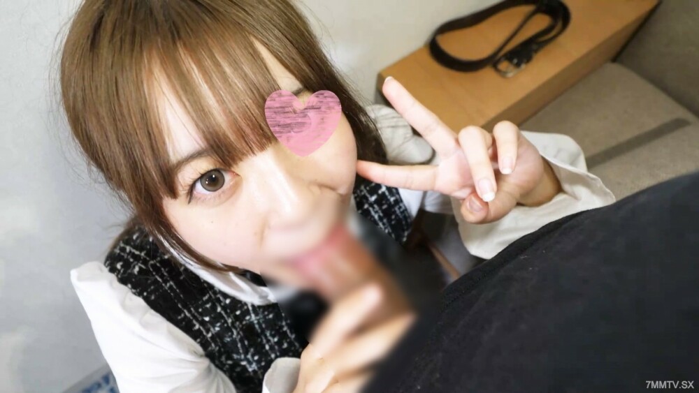 FC2-PPV-3882898 [First Spear] Innocent Shangmao JD returns to high school and is an active employee. A sensual body with neat clothes. The electric massager continues to maintain high tide, and the semen drips from the deep throat!